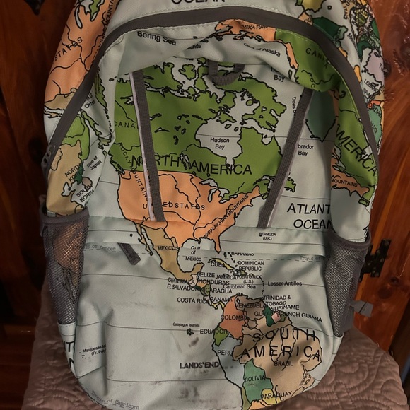L.L. Bean Multicolor World Map Backpack - Picture 1 of 4